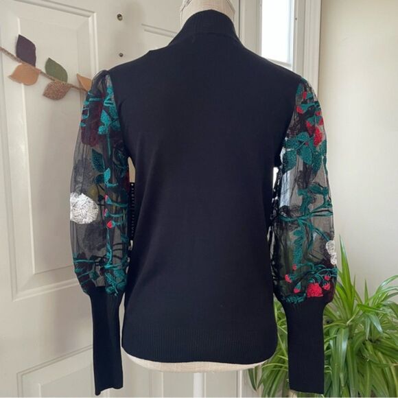 Absolutely Famous Embroidered Floral Puff Sleeve Women's Sweater (Size S) - Picture 2 of 11